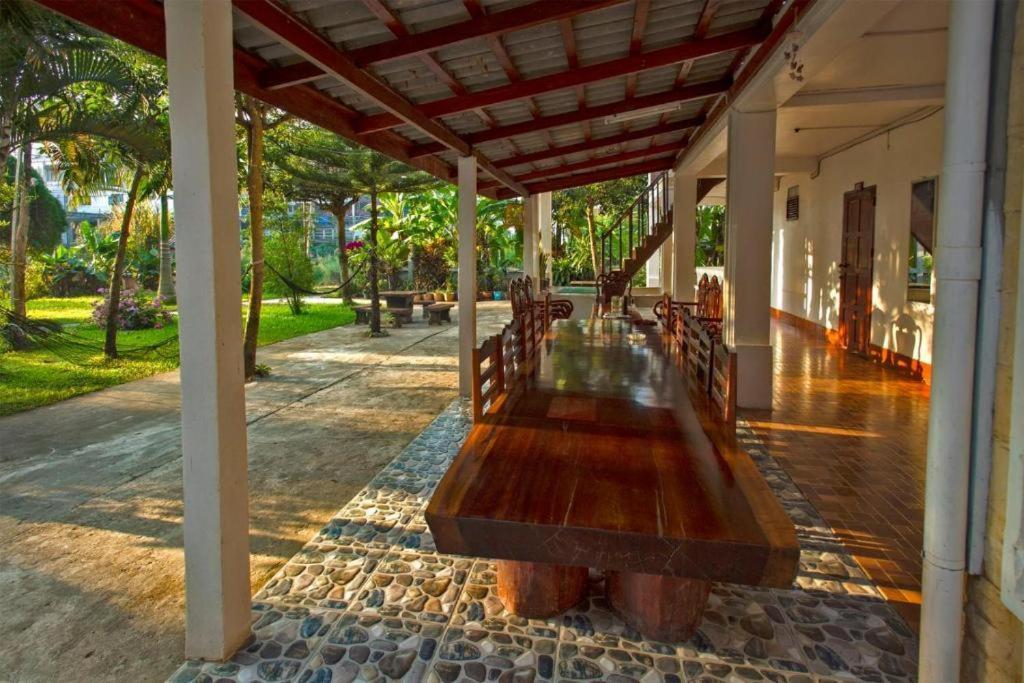 Riverside Garden Hostel Vang Vieng Esterno foto