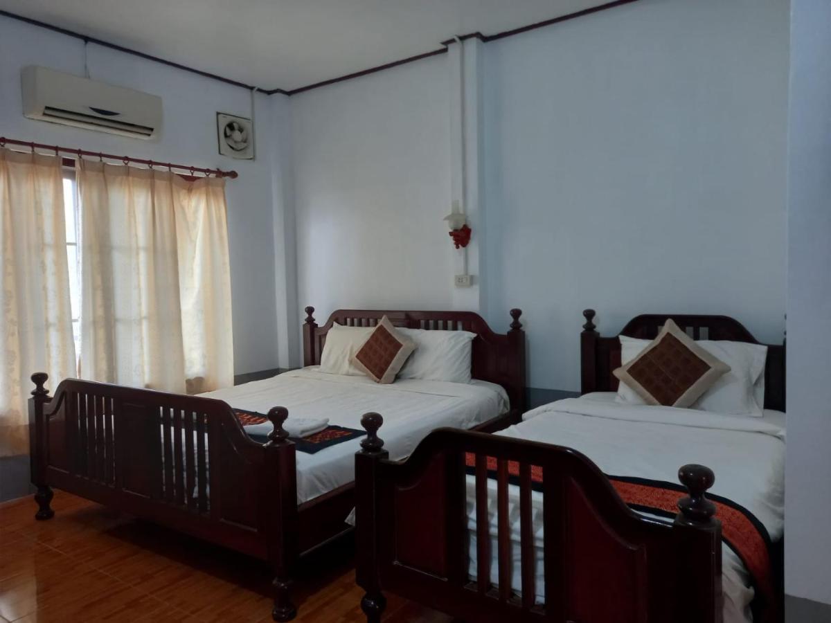Riverside Garden Hostel Vang Vieng Esterno foto