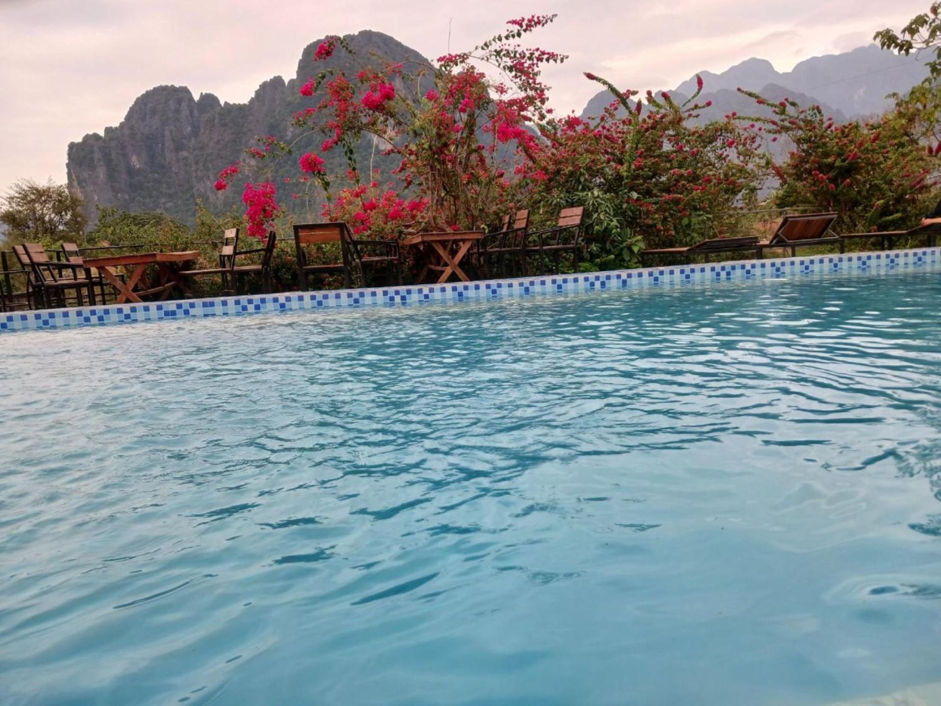 Riverside Garden Hostel Vang Vieng Esterno foto