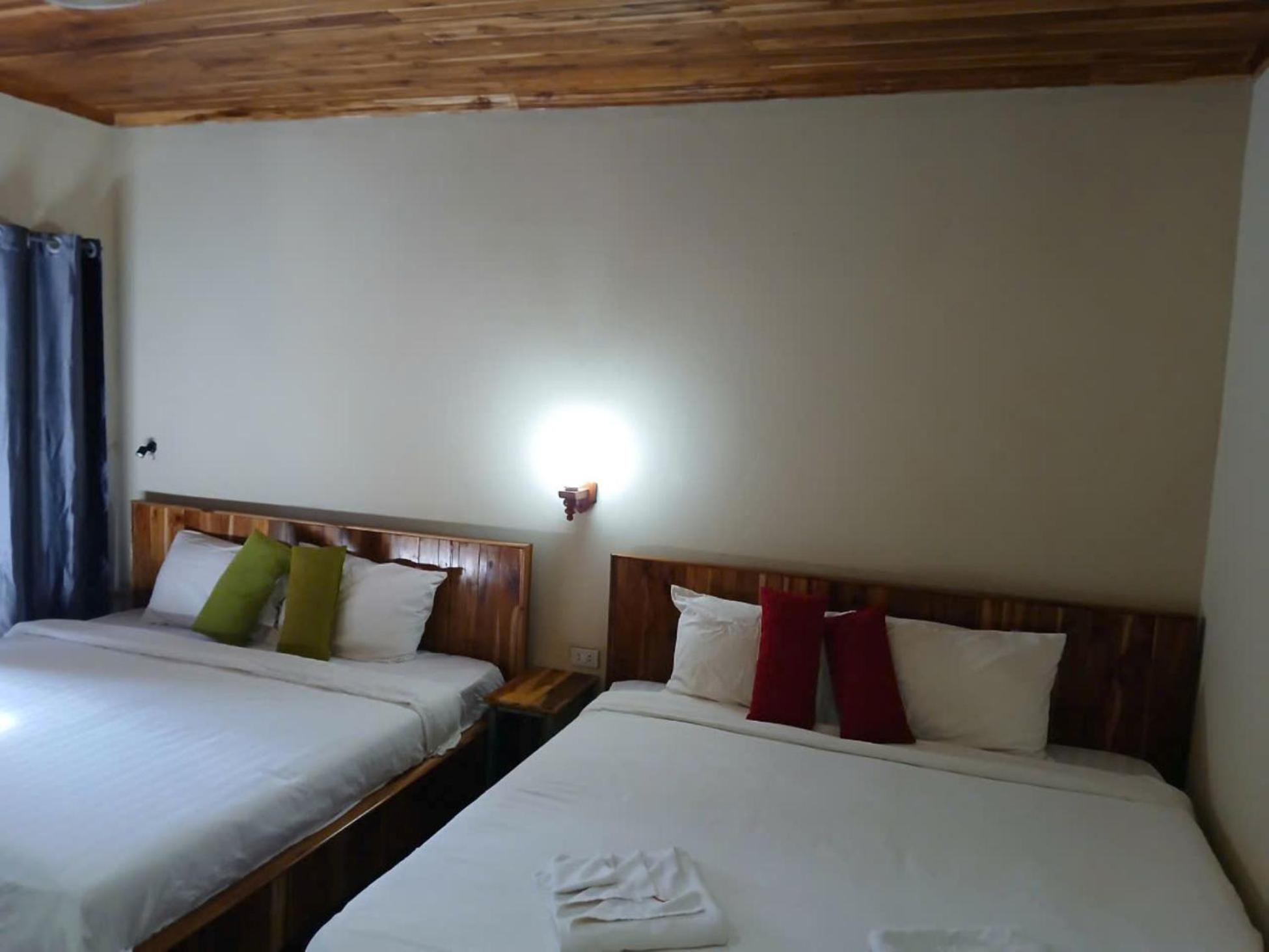 Riverside Garden Hostel Vang Vieng Esterno foto